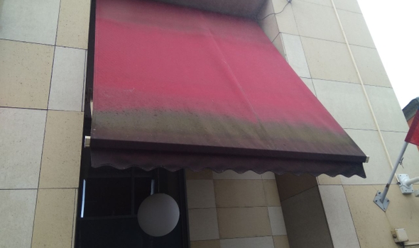 Мойка и чистка маркиз, зонтов, тентов, шатров до