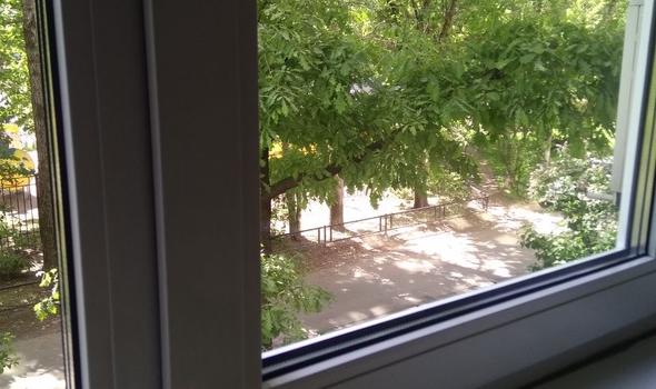 Мойка окон, балконов, эркеров в коттеджах, загородных домах после